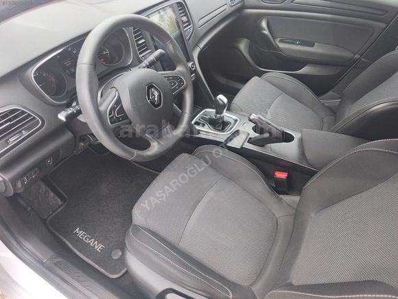 Megane Sedan 1.3 TCE JOY EDC TESLA EKRANLI