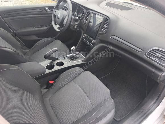 Megane Sedan 1.3 TCE JOY EDC TESLA EKRANLI