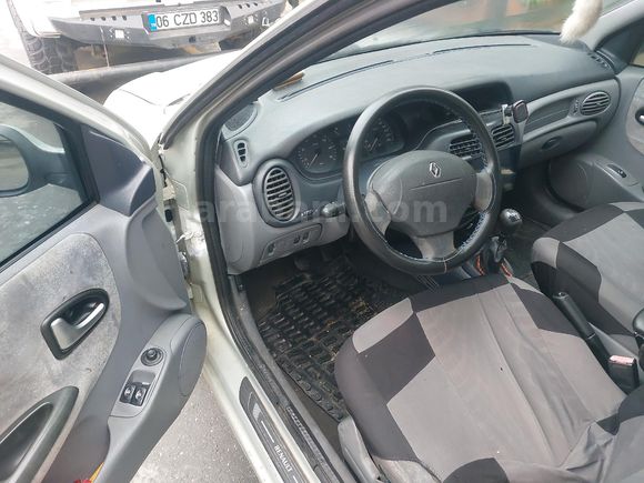 Sahibinden Renault Megane 1.9 DTi RTE 2002 Model