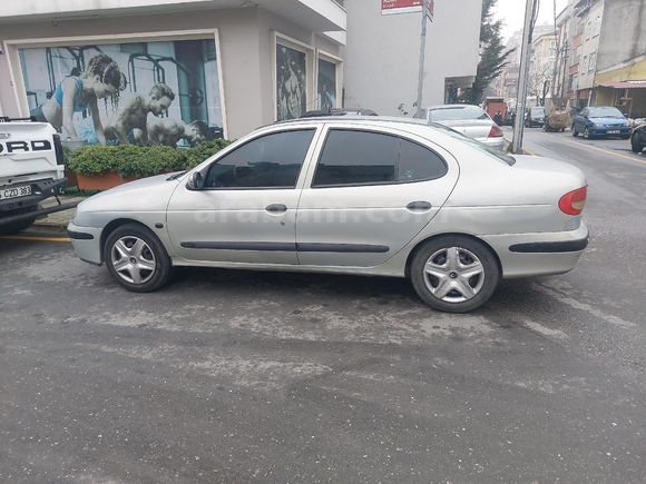 Sahibinden Renault Megane 1.9 DTi RTE 2002 Model