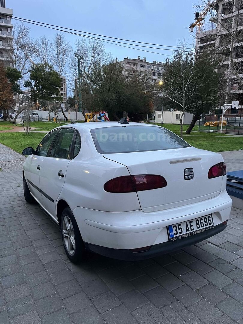 Sahibinden Seat Cordoba 1.4 TDI Stella 2004 Model İzmir 270.000 km Beyaz 4