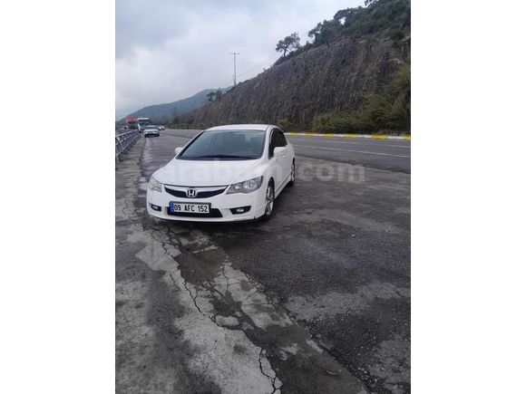 Sahibinden Honda Civic 1.6i VTEC Premium 2011 Model İstanbul