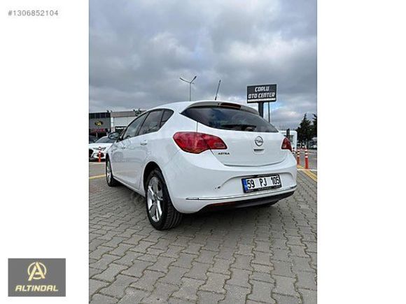 ALTINDAL OTOMOTIVDEN 2014 OPEL ASTRA DIZEL BEYAZ