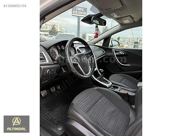 ALTINDAL OTOMOTIVDEN 2014 OPEL ASTRA DIZEL BEYAZ