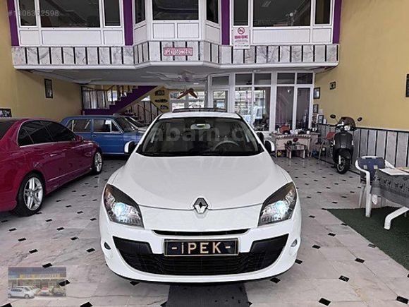 HATASIZ BOYASIZ 119 BİN KM DE SUNROOFLU OTOMATİK PRİVİLEGE