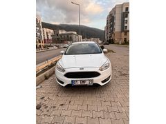 Sahibinden Ford Focus 1.6 Ti-VCT Trend X 2016 Model  95.000 km Beyaz