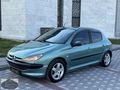 Garajj'dan Düşük KM Otomatik Peugeot 206 BENZİN-LPĞ