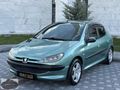 Garajj'dan Düşük KM Otomatik Peugeot 206 BENZİN-LPĞ