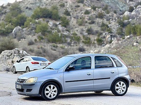 AD AUTO'DAN 2005 MODEL SORUNSUZ OTOMATİK CORSA