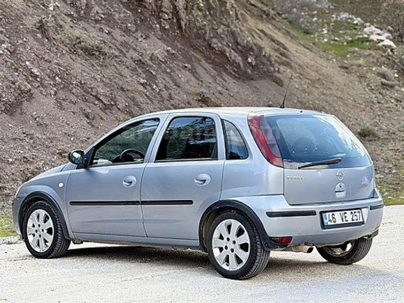 AD AUTO'DAN 2005 MODEL SORUNSUZ OTOMATİK CORSA