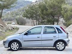AD AUTO'DAN 2005 MODEL SORUNSUZ OTOMATİK CORSA
