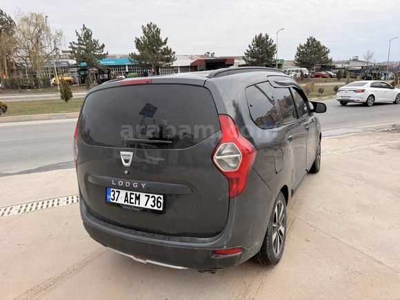 Sahibinden Dacia Lodgy 1.5 dCi Laureate 2013 Model 
