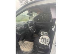 Sahibinden Citroen Berlingo 1.5 BlueHDI 2023 Model 