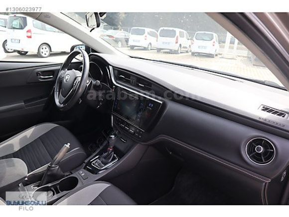 BÜYÜKSOYLU FİLO/2016 TOYOTA AURİS 1.6 ACTİVE SKYPACK CAM TAVAN