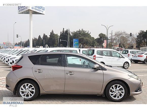 BÜYÜKSOYLU FİLO/2016 TOYOTA AURİS 1.6 ACTİVE SKYPACK CAM TAVAN