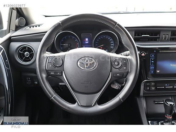 BÜYÜKSOYLU FİLO/2016 TOYOTA AURİS 1.6 ACTİVE SKYPACK CAM TAVAN