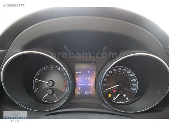 BÜYÜKSOYLU FİLO/2016 TOYOTA AURİS 1.6 ACTİVE SKYPACK CAM TAVAN