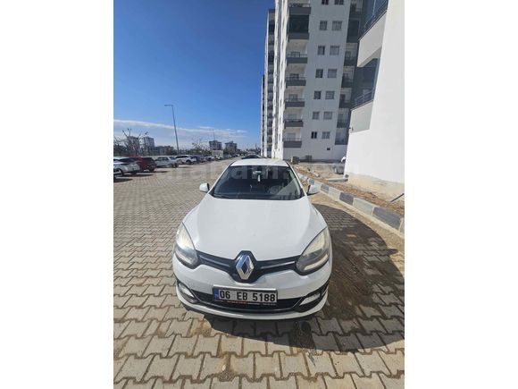 Sahibinden Renault Megane 1.5 dCi Touch Plus 2015 Model  147.000 km Beyaz