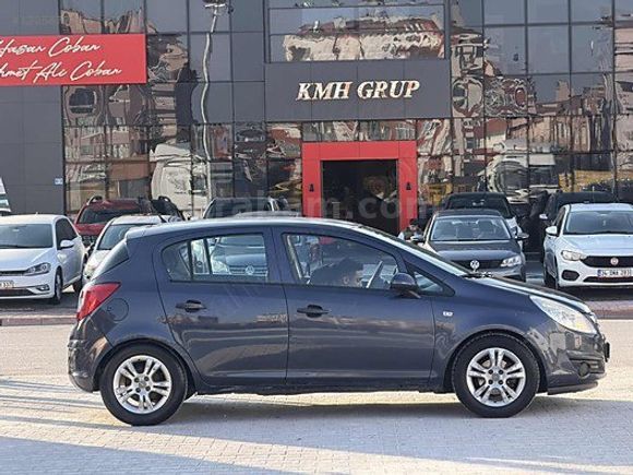KMH GRUP'DAN 2011 MODEL OPEL CORSA