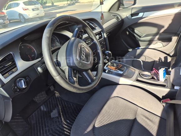 Sahibinden Audi A4 Sedan 2.0 TDI 2010 Model