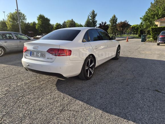 Sahibinden Audi A4 Sedan 2.0 TDI 2010 Model