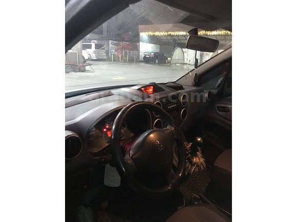 Sahibinden Peugeot Partner 1.6 HDI Active 2012 Model 