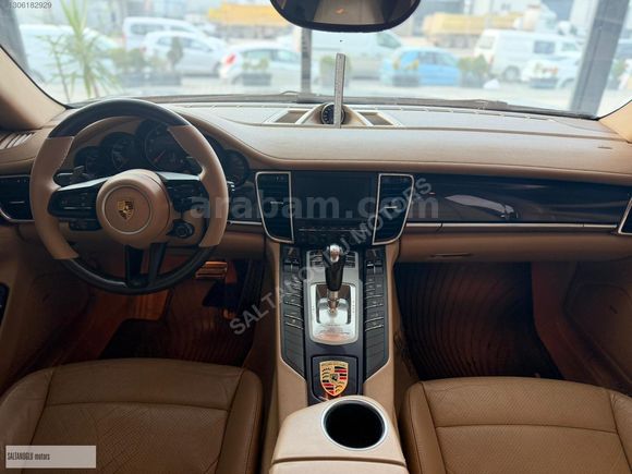 SALTANOĞLU MOTORS'DAN BAYİİ PANAMERA 4 YOLCUEKRANI/BOSE/CHRONO