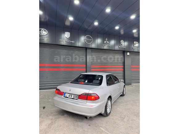 Sahibinden Honda Accord 2.0 2000 Model 