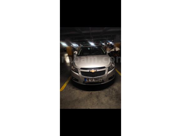 Sahibinden Chevrolet Cruze 1.6 LS 2010 Model İstanbul 187.000 km Gri