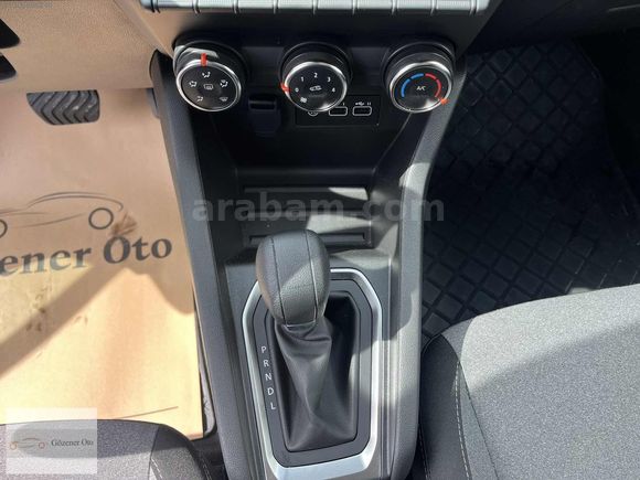 2025 CLİO 1.0 T EVOLUTİON OTOMATİK KM.16.000 BEYAZ