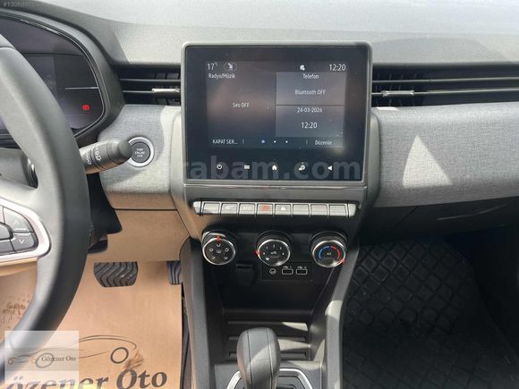 2025 CLİO 1.0 T EVOLUTİON OTOMATİK KM.16.000 BEYAZ
