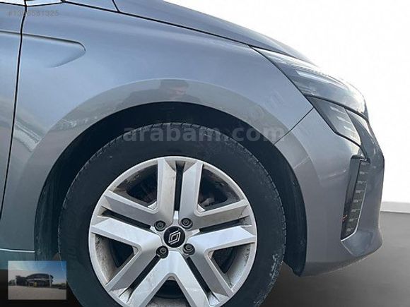 2024 Clio 1.0 TCE Evolution X-Tronic 12.422 KM / "%0,79 KREDİ"