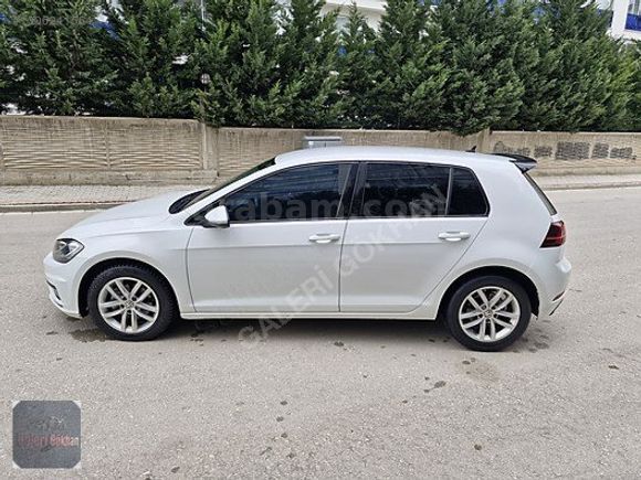 GALERİ GÖKHAN'DAN DEĞİŞENSİZ BOYASIZ GOLF 1.6 TDI HİGHLİNE DSG