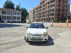 Sahibinden Renault Symbol 1.4 Dynamique 2002 Model  265.000 km Beyaz