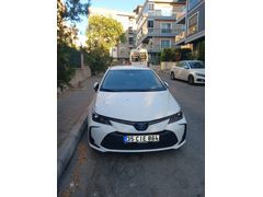 Sahibinden Toyota Corolla 1.8 Hybrid Vision plus 2024 Model takas olur