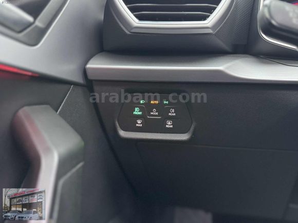 ÖZ AKDENİZ OTOMOTİV'DEN SEAT LEON 1.5 eHybrid 204 HP FR HATASIZ