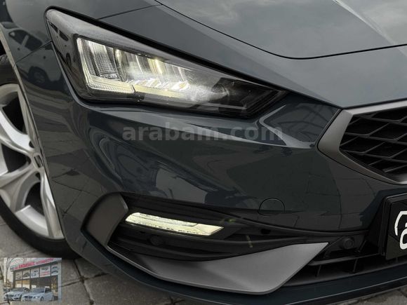 ÖZ AKDENİZ OTOMOTİV'DEN SEAT LEON 1.5 eHybrid 204 HP FR HATASIZ