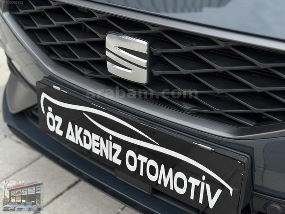 ÖZ AKDENİZ OTOMOTİV'DEN SEAT LEON 1.5 eHybrid 204 HP FR HATASIZ