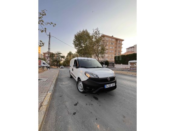 Emsalsiz Fiat Doblo cargo maxi 1.6 Multijet 2020 Model 