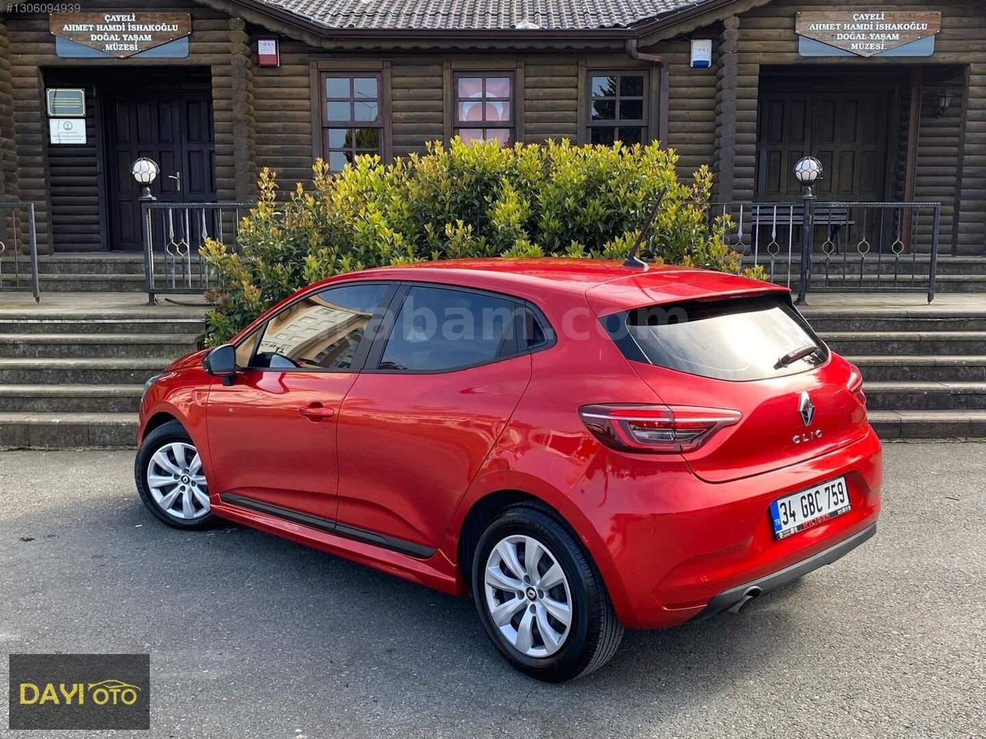 Galeriden Renault Clio 1.0 TCe Joy 2022 Model Rize 80.000 km Bordo 7