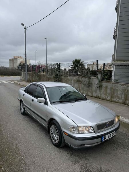 Sahibinden Volvo S40 1.6 2000 Model İstanbul 290.000 km Gri (Gümüş)