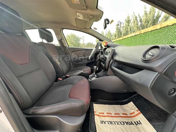 2015 Clio 4 Joy
