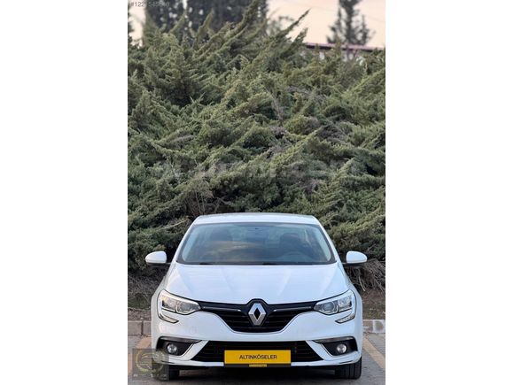 ALTINKÖSELER'DEN 2020 MEGANE HATASIZ BOYASIZ %0.99 KREDİ İMKANI