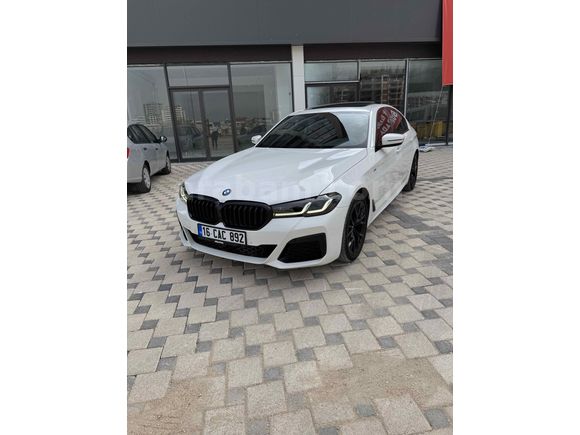 Sahibinden BMW 520i M Sport 2021 model HATASIZ