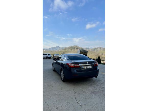 Sahibinden Renault Latitude 1.5 dCi Executive 2011 Model 