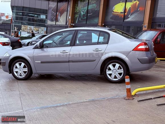 2004 MEGAN 116 BİNDE SADECE ÇOK TEMİZ EZİLMEMİŞ Bİ ARAÇ