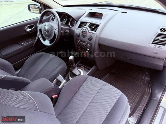 2004 MEGAN 116 BİNDE SADECE ÇOK TEMİZ EZİLMEMİŞ Bİ ARAÇ
