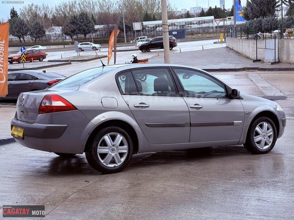 2004 MEGAN 116 BİNDE SADECE ÇOK TEMİZ EZİLMEMİŞ Bİ ARAÇ