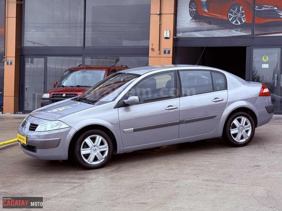 2004 MEGAN 116 BİNDE SADECE ÇOK TEMİZ EZİLMEMİŞ Bİ ARAÇ