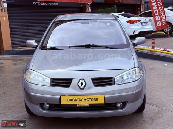 2004 MEGAN 116 BİNDE SADECE ÇOK TEMİZ EZİLMEMİŞ Bİ ARAÇ
